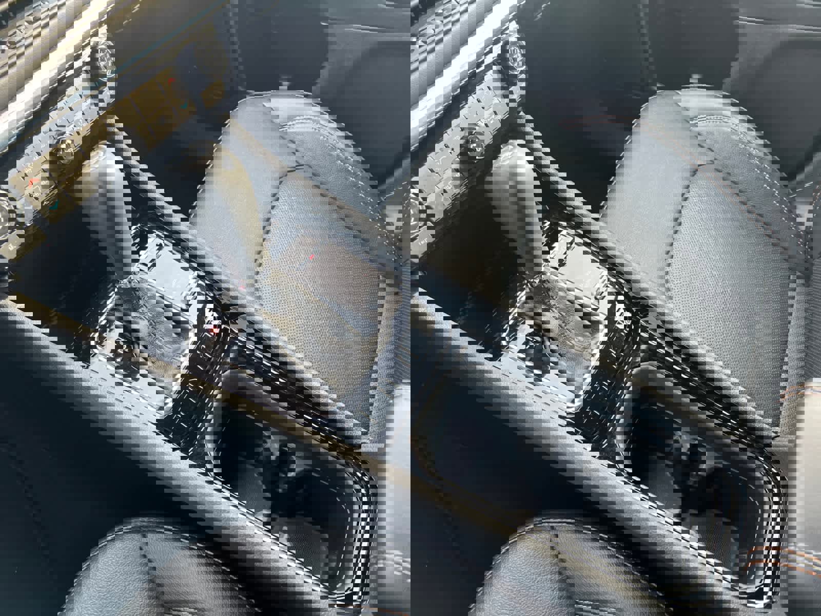 Used 2022 Jeep Compass Limited image 17