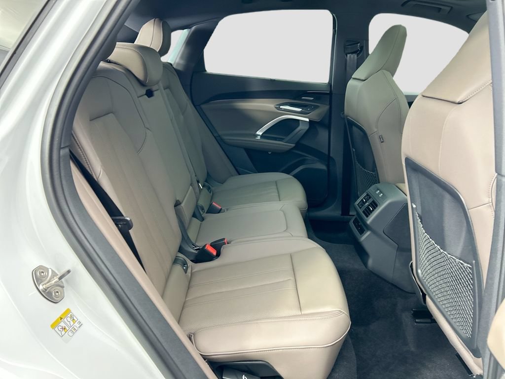 Certified 2025 Audi Q5 Premium Plus w/ Premium Plus AWD/4WD image 21
