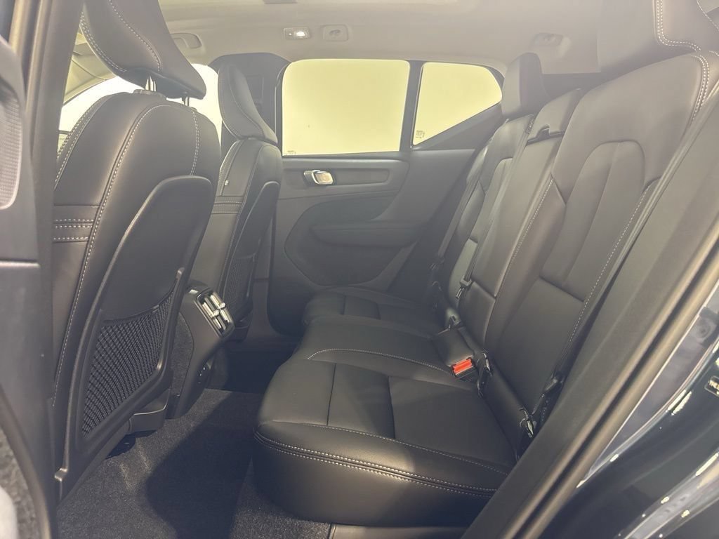 New 2026 Volvo XC40 B5 Ultra w/ Protection Package Premier AWD/4WD image 22