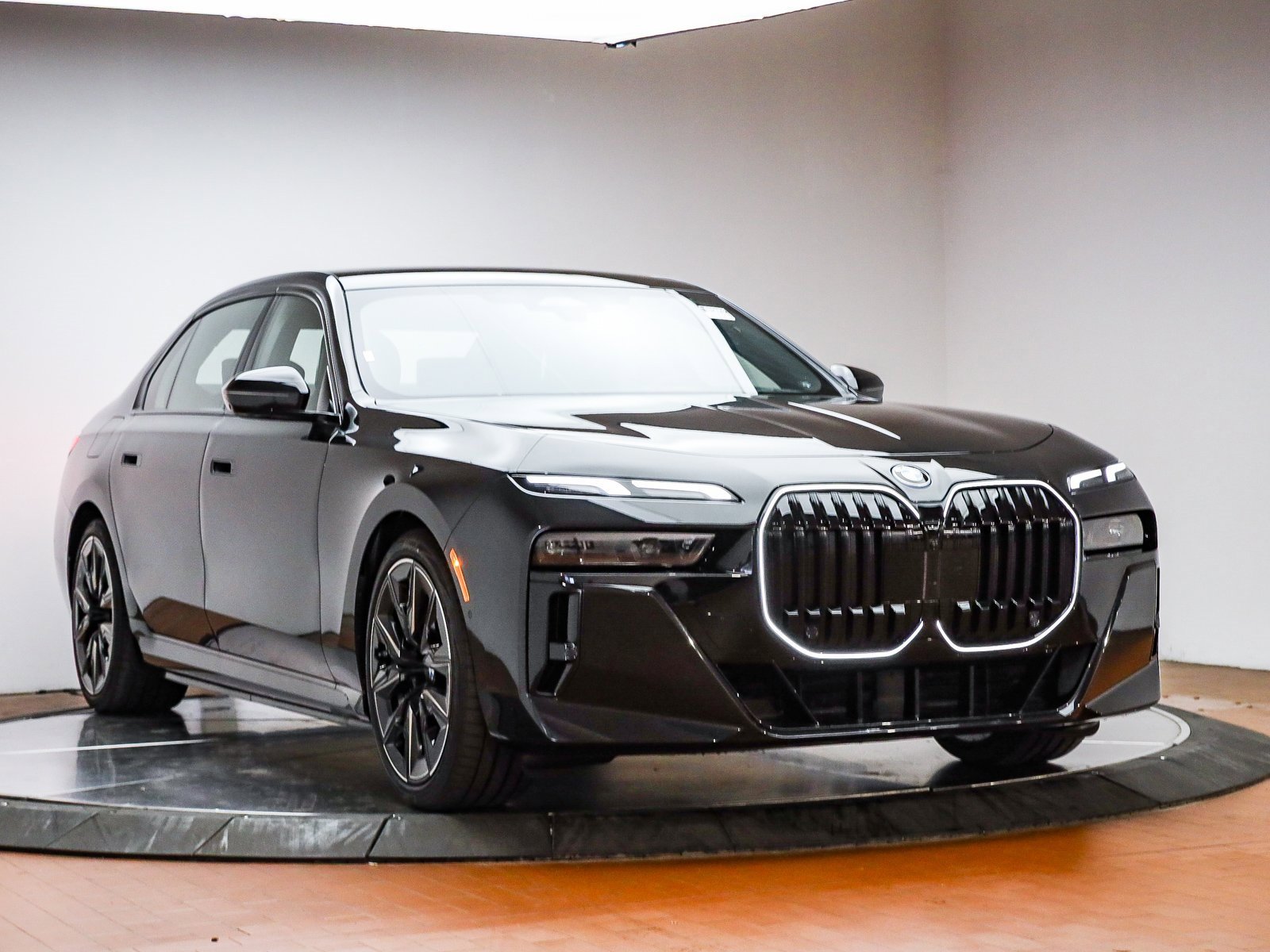 New 2026 BMW i7 eDrive50 w/ M Sport Package image 3