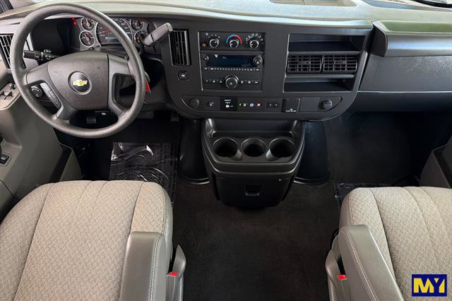 Used 2023 Chevrolet Express 3500 LT w/ LT Preferred Equipment Group RWD image 15