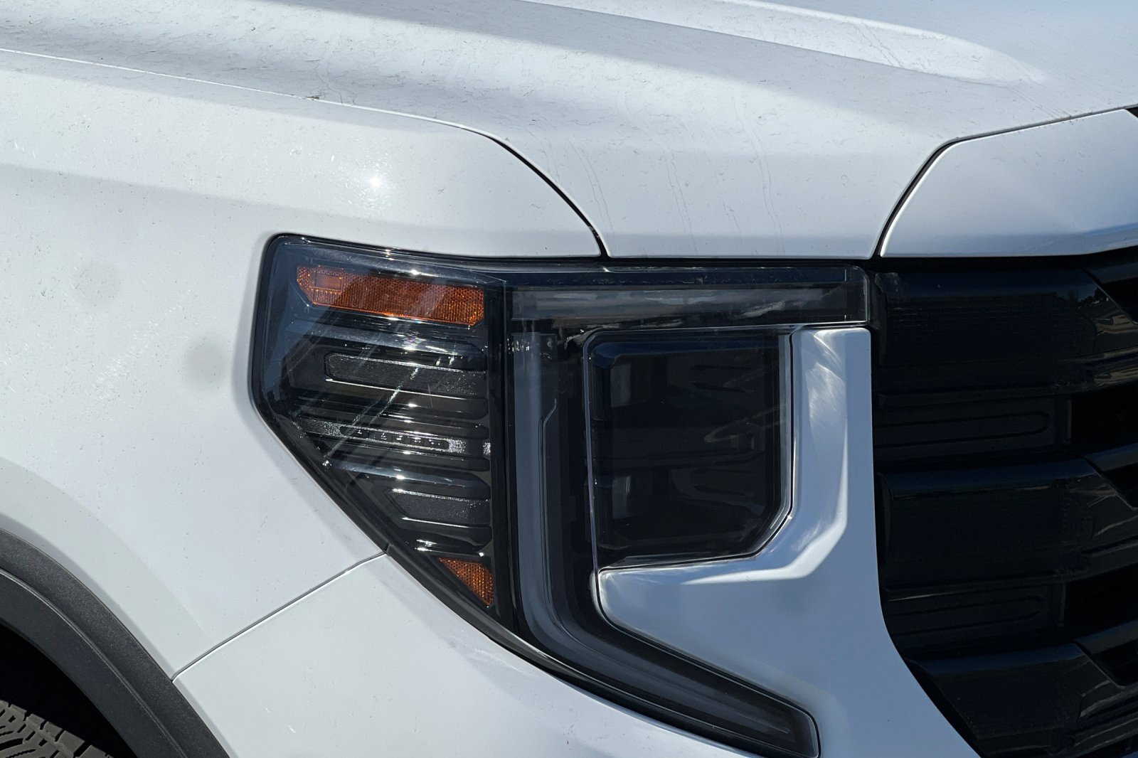 Used 2023 GMC Sierra 1500 Elevation image 44