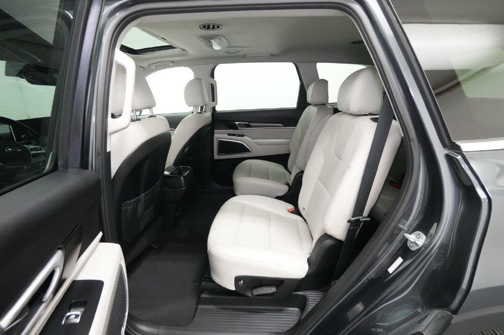Used 2021 Kia Telluride S AWD/4WD image 18