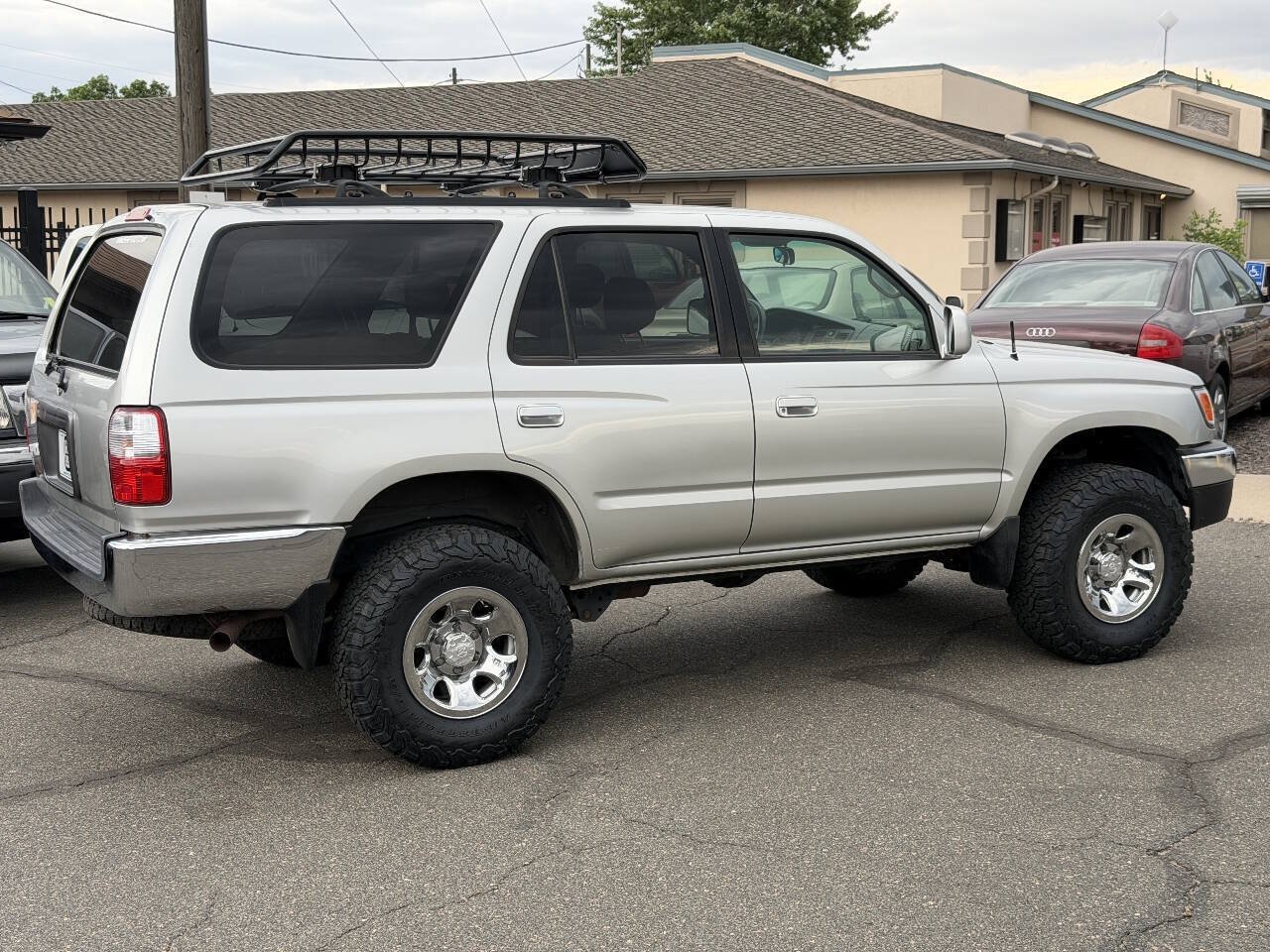 Used 2001 Toyota 4Runner SR5 AWD/4WD image 22