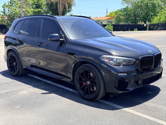 Used 2021 BMW X5 sDrive40i w/ M Sport Package RWD image 9