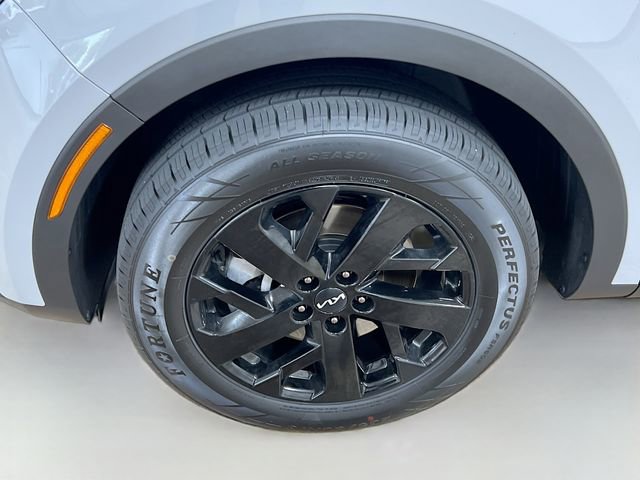 Certified 2022 Kia Sorento S image 31