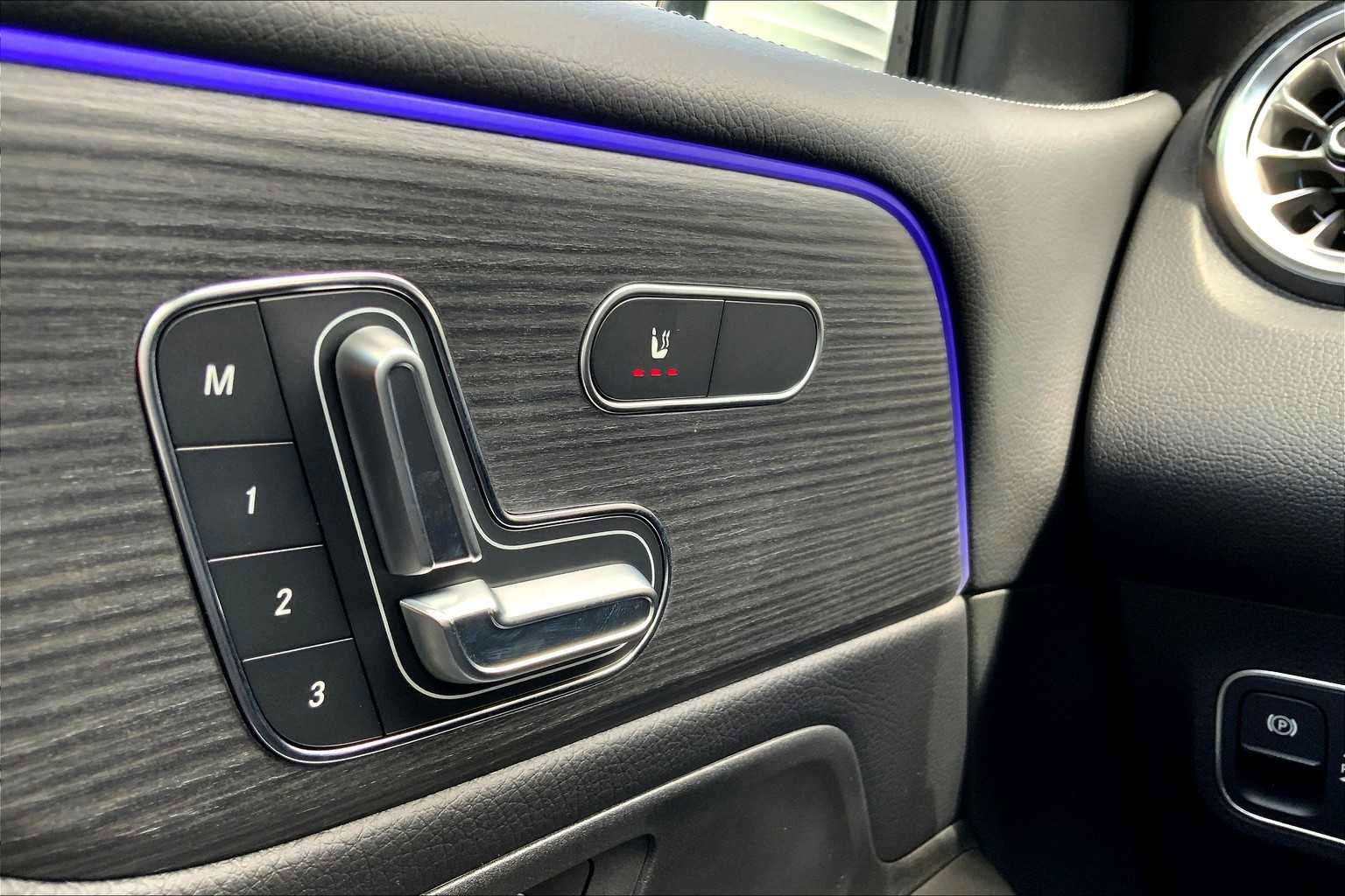 Certified 2026 Mercedes-Benz GLB 250 GLB 250 image 24