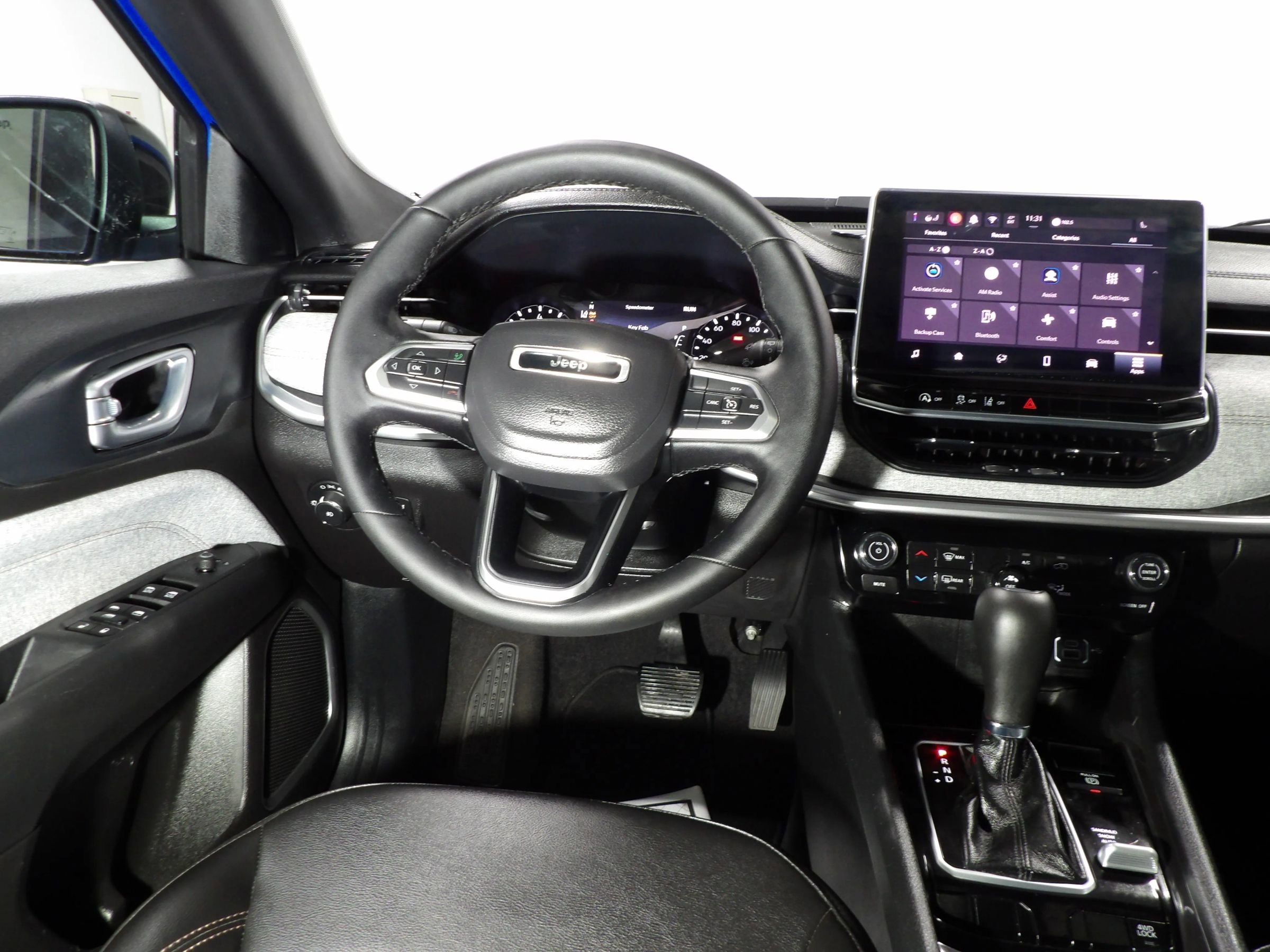 Used 2024 Jeep Compass Latitude AWD/4WD image 13