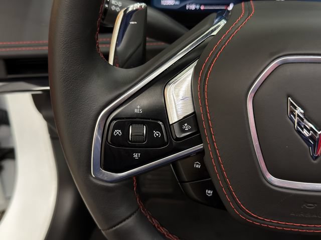 Used 2025 Chevrolet Corvette Z06 w/ Stealth Interior Trim Package RWD image 18