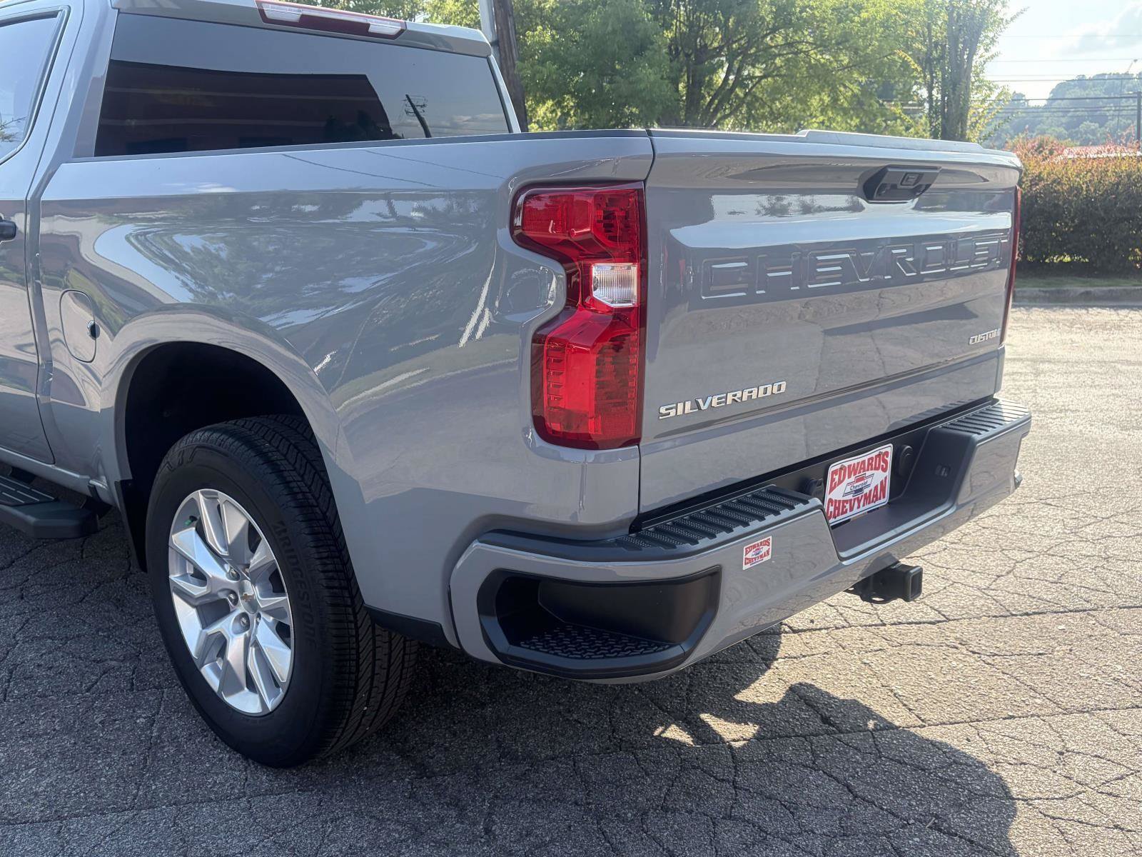 Used 2024 Chevrolet Silverado 1500 Custom RWD image 28
