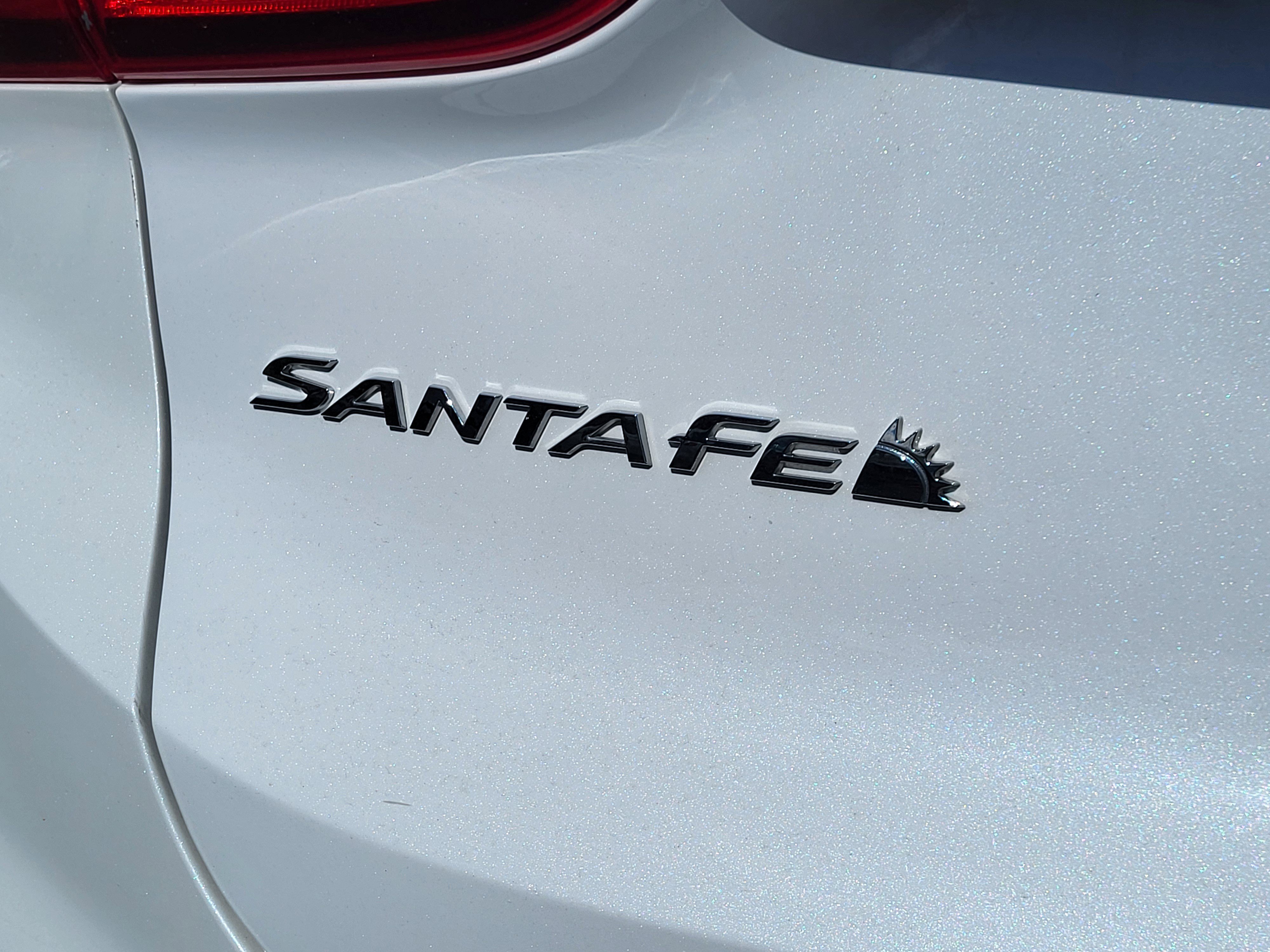 Used 2019 Hyundai Santa Fe SEL image 12