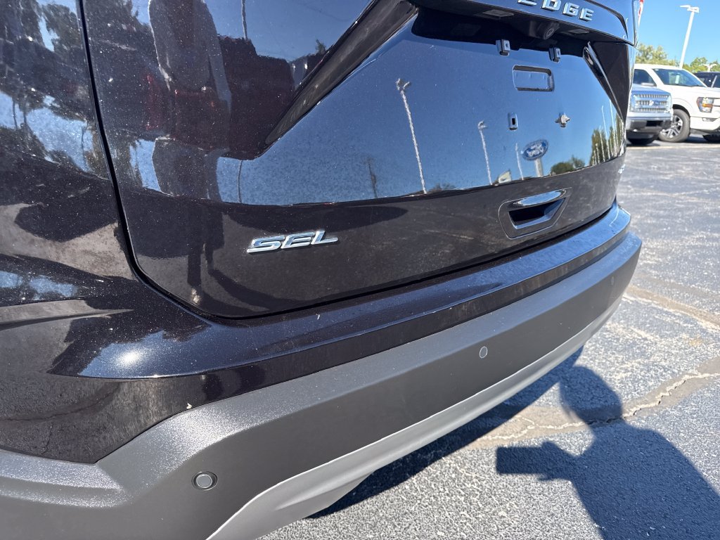 Used 2023 Ford Edge SEL w/ Convenience Package AWD/4WD image 11