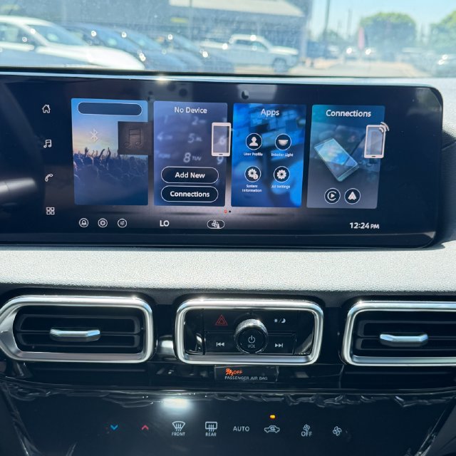 New 2026 Nissan Sentra SV w/ SV Convenience Package FWD image 19