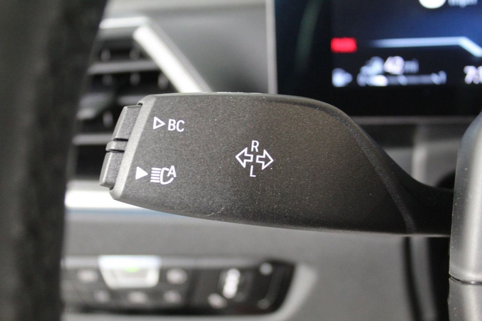 Used 2024 BMW 330e xDrive w/ Premium Package image 33