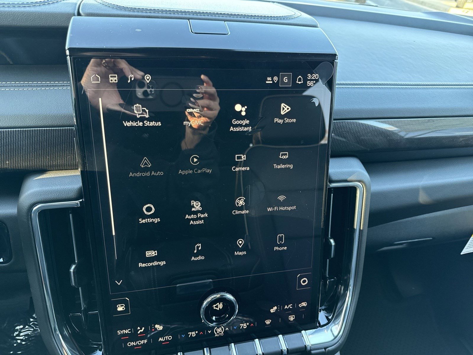 New 2026 GMC Yukon XL Elevation image 17