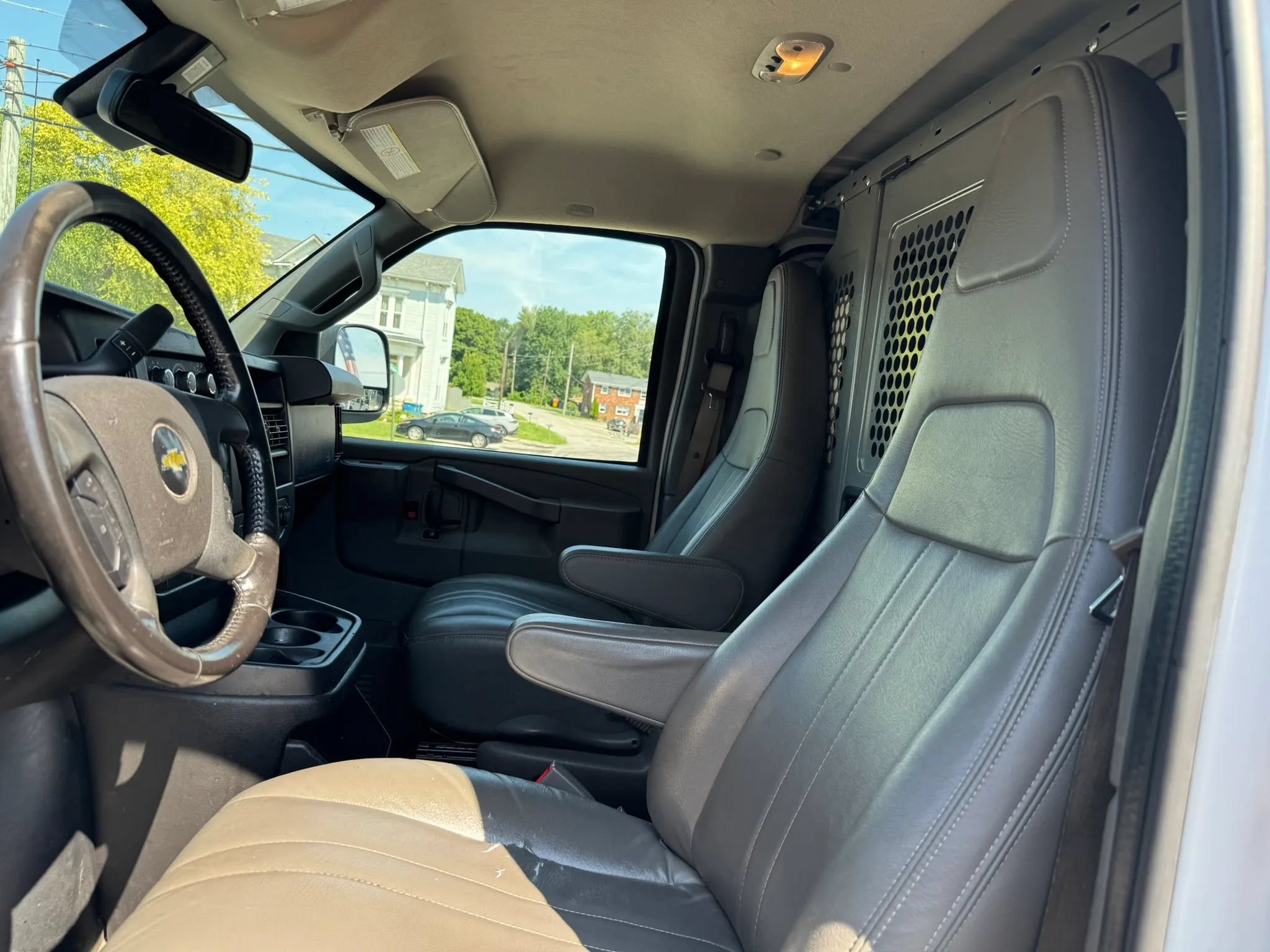 Used 2020 Chevrolet Express 2500 w/ Safety Package RWD image 25
