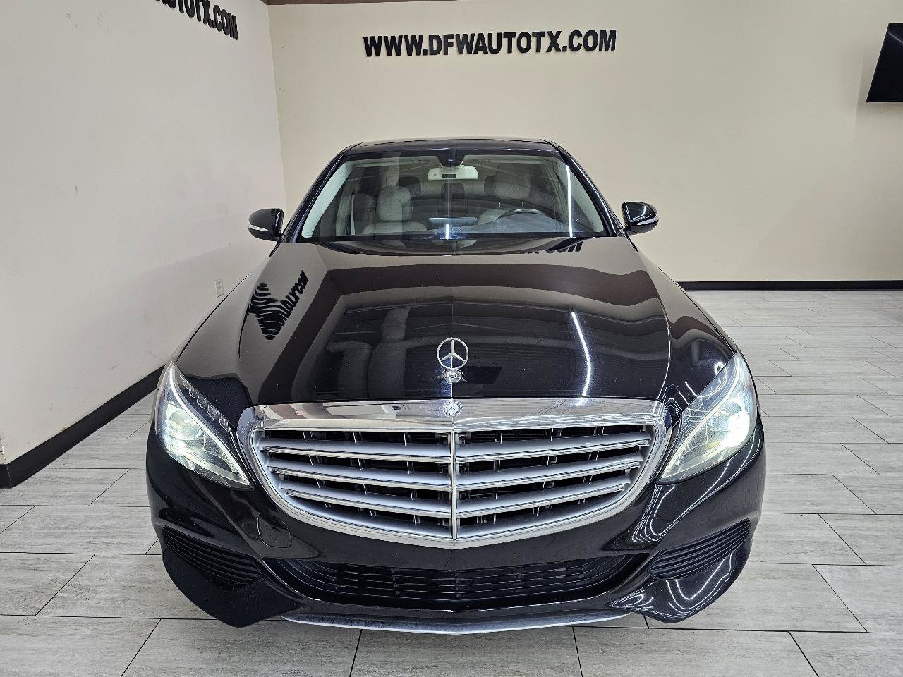 Used 2015 Mercedes-Benz C 300 4MATIC Sedan w/ Multimedia Package image 3