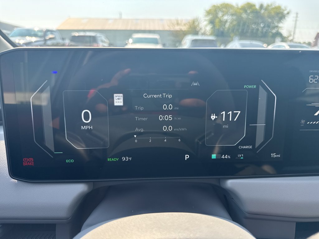New 2027 Kia EV3 Wind AWD/4WD image 18