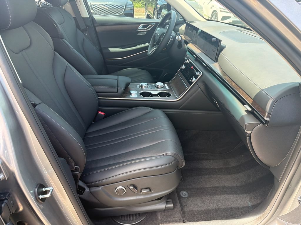 Used 2026 Genesis GV80 2.5T Select AWD/4WD image 16
