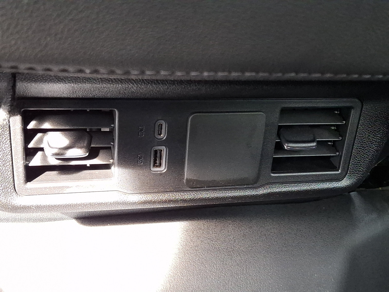 Used 2024 Chevrolet Silverado 1500 Custom RWD image 12