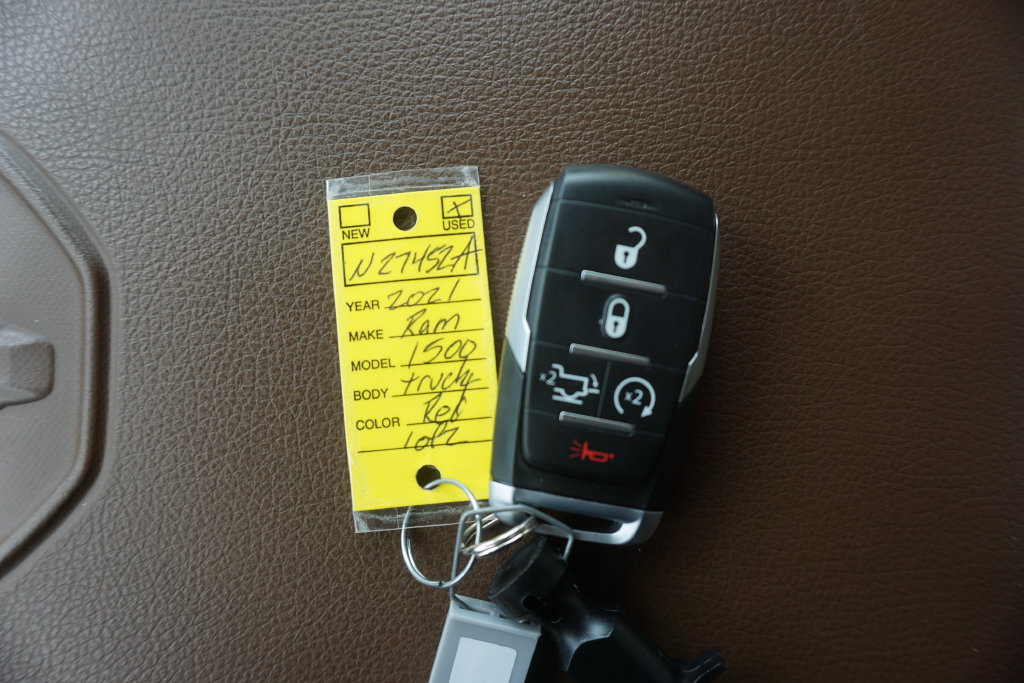 Used 2021 RAM 1500 Laramie AWD/4WD image 34