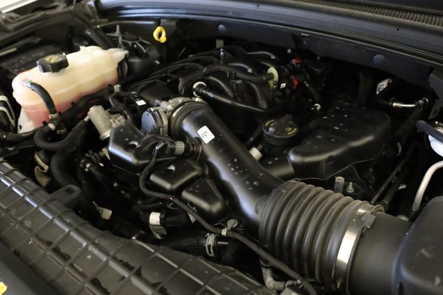 Used 2024 Jeep Grand Cherokee L Limited w/ Luxury Tech Group II image 9