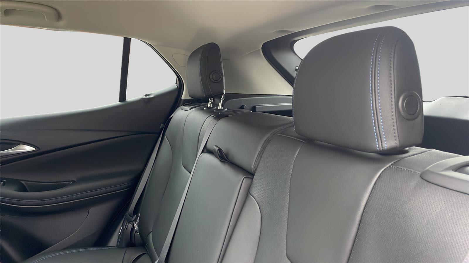 New 2026 Buick Encore GX Sport Touring image 17