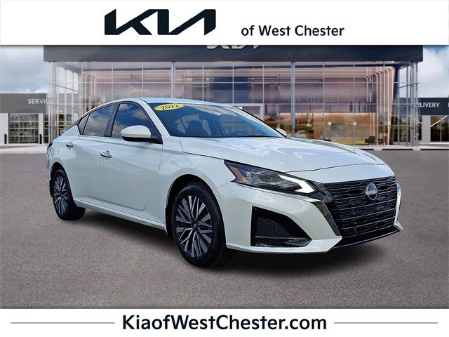 Used 2023 Nissan Altima 2.5 SV
