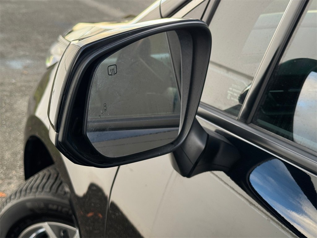 Certified 2022 Toyota Sienna XSE image 32