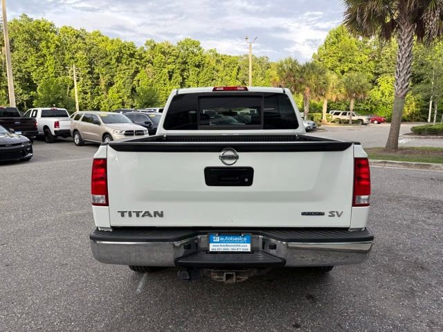 Used 2015 Nissan Titan SV RWD image 4
