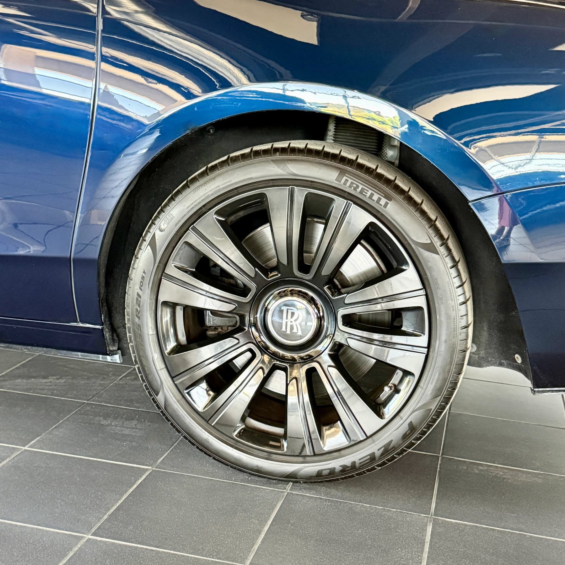 Used 2021 Rolls-Royce Ghost AWD/4WD image 35