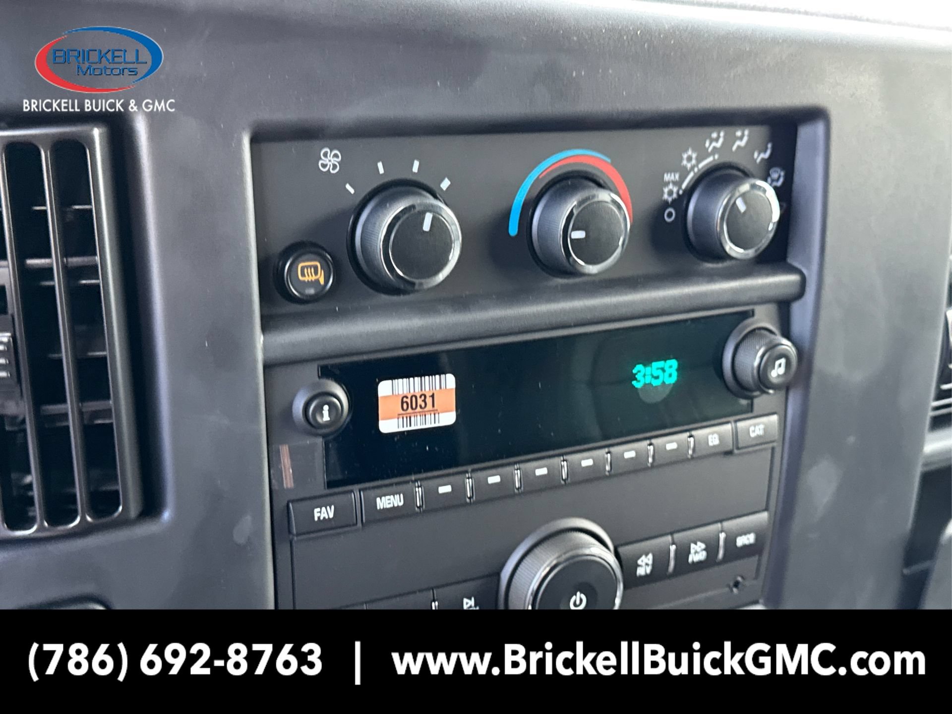 New 2025 GMC Savana 2500 w/ Driver Convenience Package RWD image 26