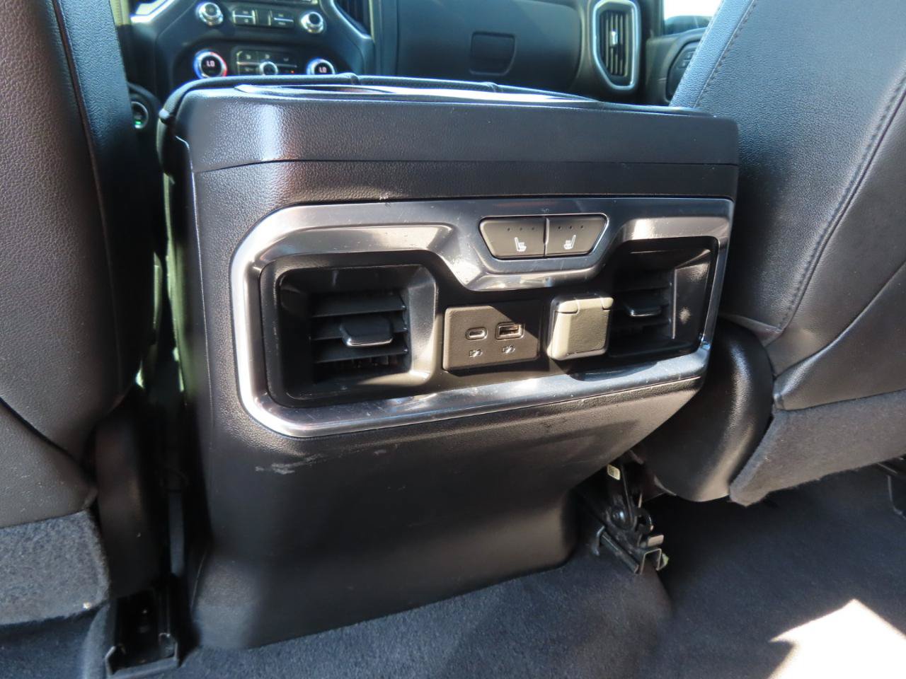 Used 2020 GMC Sierra 2500 AT4 w/ AT4 Premium Package AWD/4WD image 51