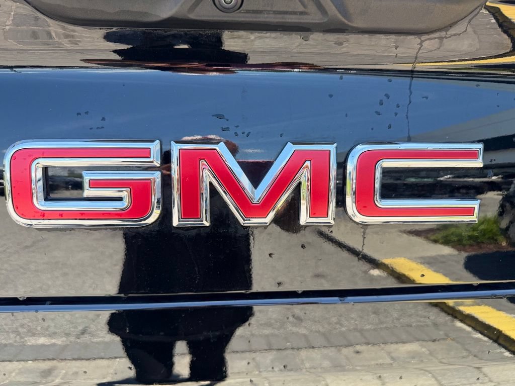Used 2026 GMC Sierra EV Denali AWD/4WD image 9