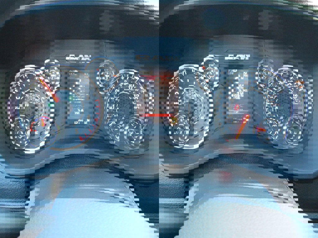 New 2024 RAM 3500 Tradesman w/ Chrome Appearance Group image 30