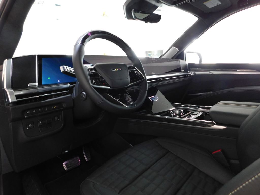 Used 2026 Cadillac Escalade V AWD/4WD image 28