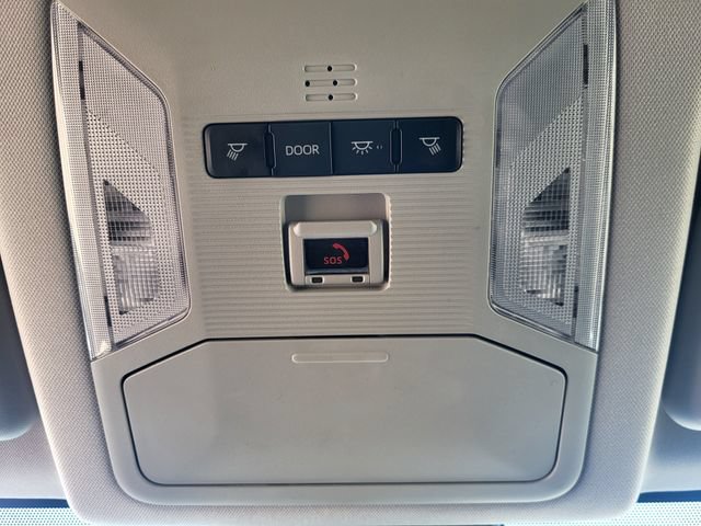 Used 2023 Toyota RAV4 LE AWD/4WD image 20