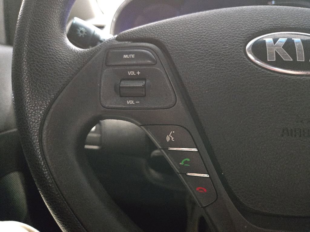 Used 2016 Kia Forte LX FWD image 18