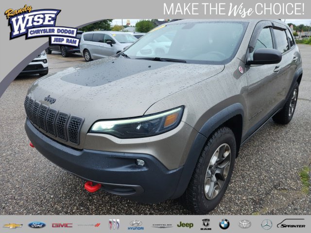 Used 2019 Jeep Cherokee Trailhawk w/ Comfort & Convenience Group AWD/4WD image 7