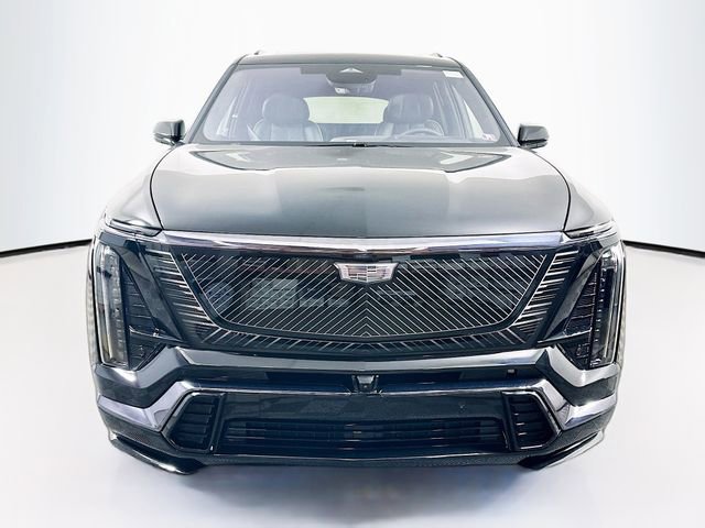 New 2026 Cadillac Vistiq Platinum image 2