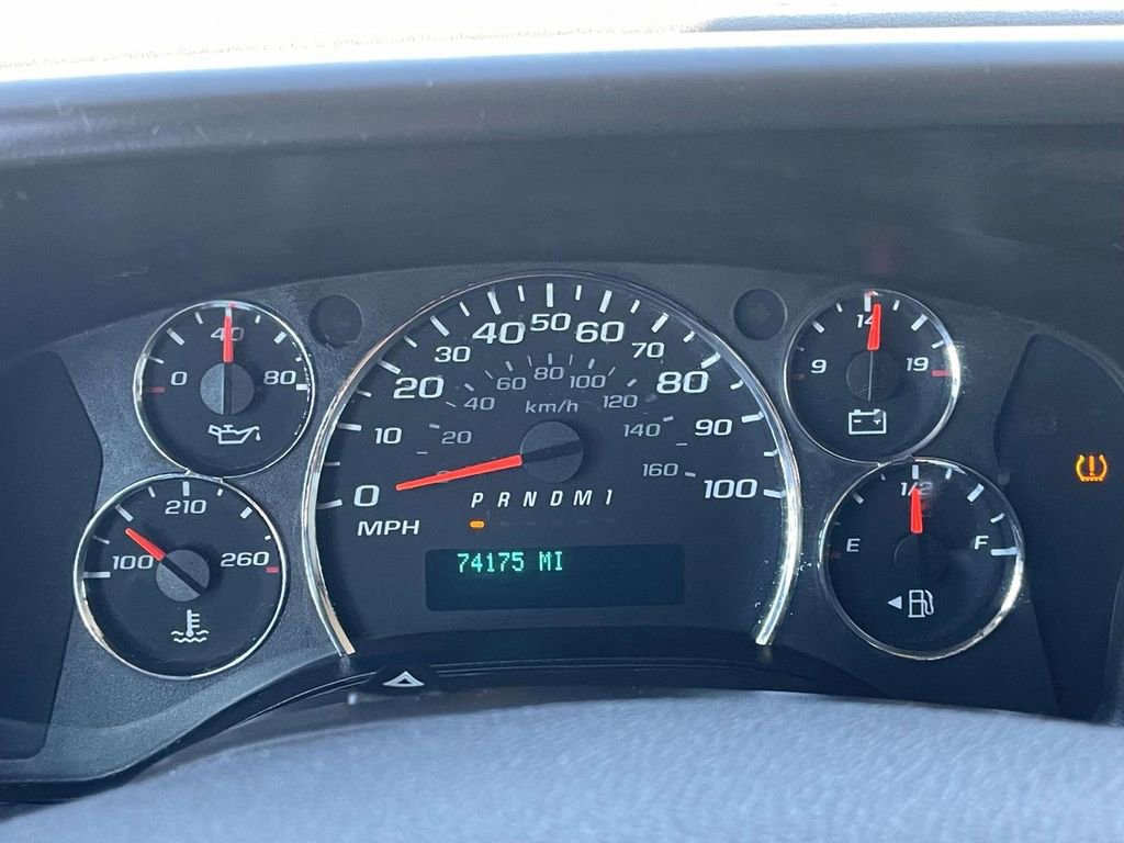 Used 2015 Chevrolet Express 2500 Work Van image 14