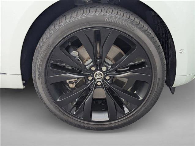 Certified 2026 Jaguar F-PACE R-Dynamic S image 9