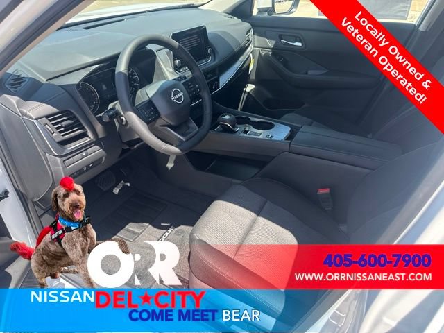 New 2026 Nissan Rogue SV FWD image 12
