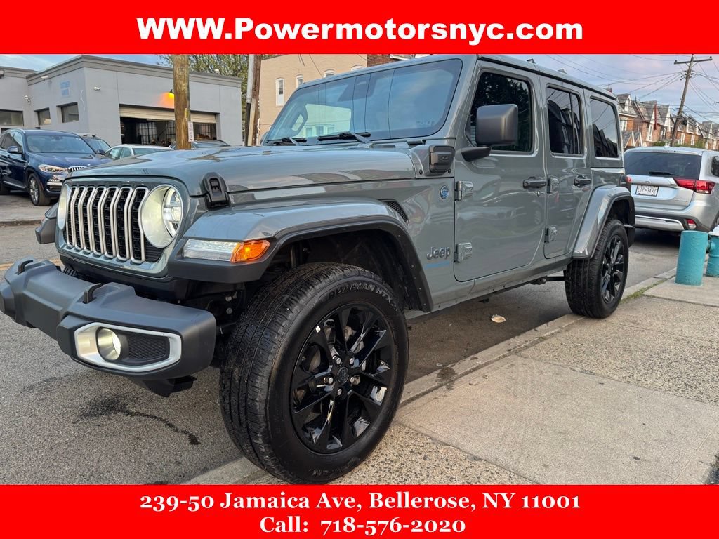 Used 2025 Jeep Wrangler Unlimited Sahara w/ Safety Group AWD/4WD image 1