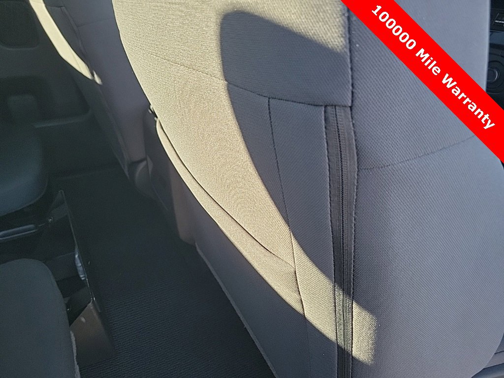 Used 2025 Nissan Frontier S image 37