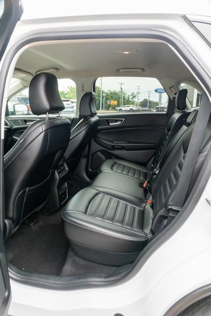 Used 2024 Ford Edge SEL AWD/4WD image 11