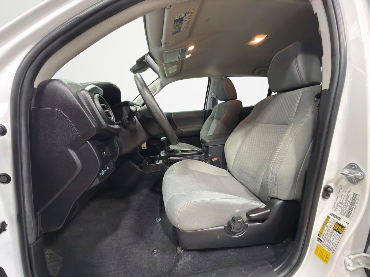 Used 2022 Toyota Tacoma SR AWD/4WD image 15