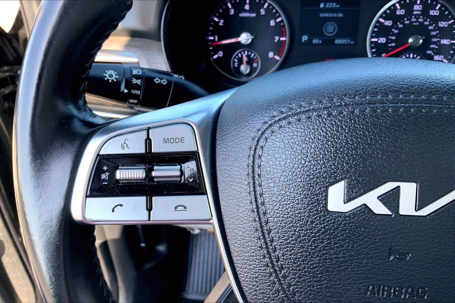 Used 2022 Kia Telluride EX w/ EX Premium Package FWD image 20