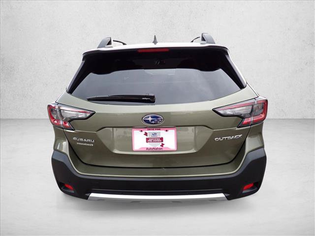 Certified 2025 Subaru Outback Limited AWD/4WD image 3