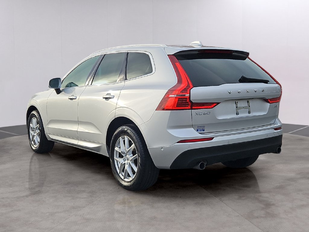 Used 2019 Volvo XC60 T5 Momentum w/ Premium Package AWD/4WD image 6